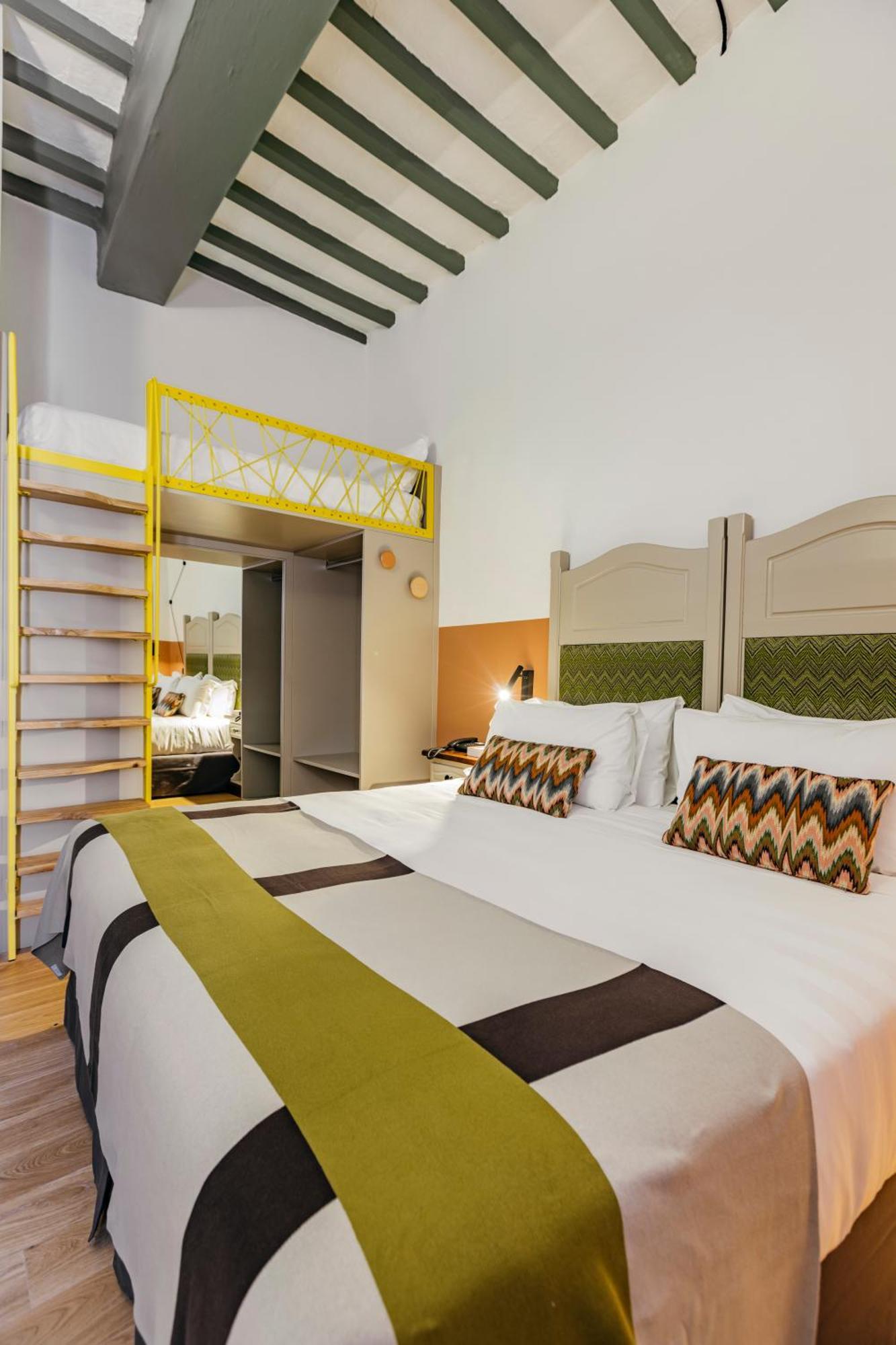 Hotel Priori Secret Garden Перуджа Екстериор снимка