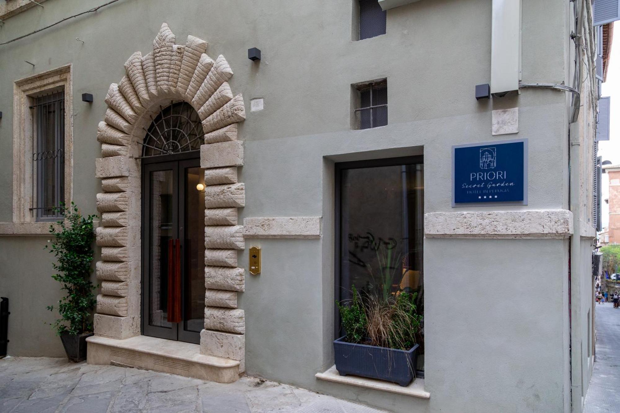Hotel Priori Secret Garden Перуджа Екстериор снимка